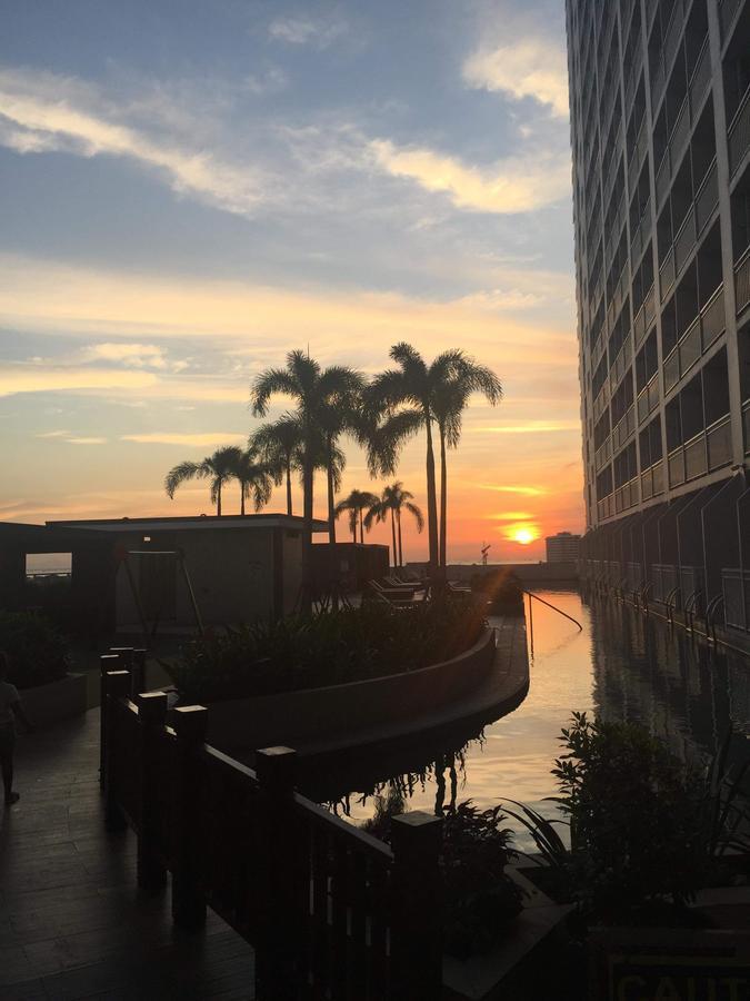 Breeze Residences Condotel Pasay Eksteriør billede