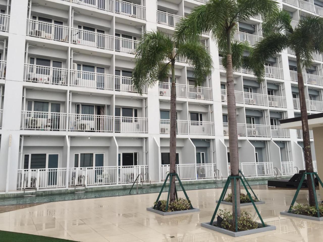 Breeze Residences Condotel Pasay Eksteriør billede